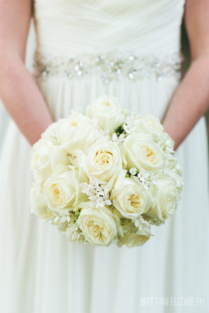 Royal Purple Wedding | White Flowers | White Wedding Bouquet | Gettysburg Wedding | Pennsylvania Photographer | Brittani Elizabeth Photography