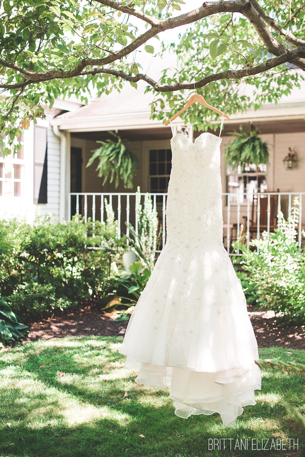 Wedding-Gown-Hanger-003