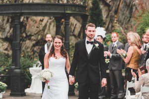 bride and groom wedding ceremony getaway stroudsmoor country inn