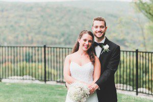 bride and groom fall wedding in pocono mountains stroudsburg