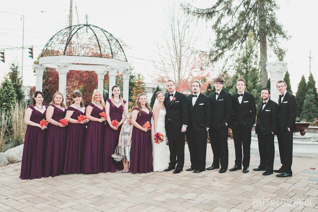 purple-wedding-at-the-waterfall-de-0018