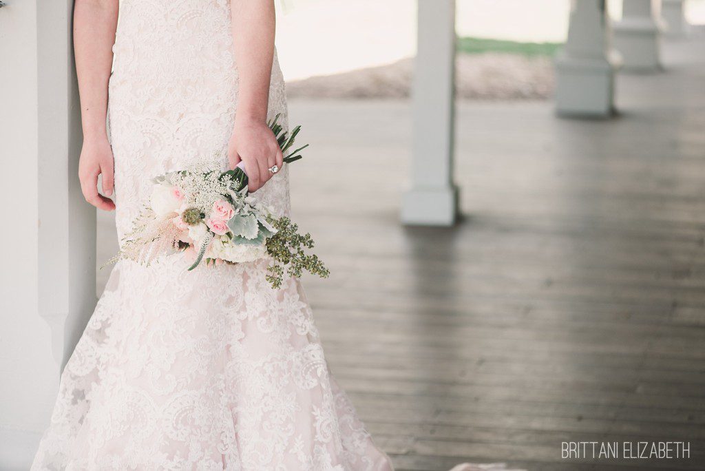 pink-white-awbury-arboretum-wedding-0002